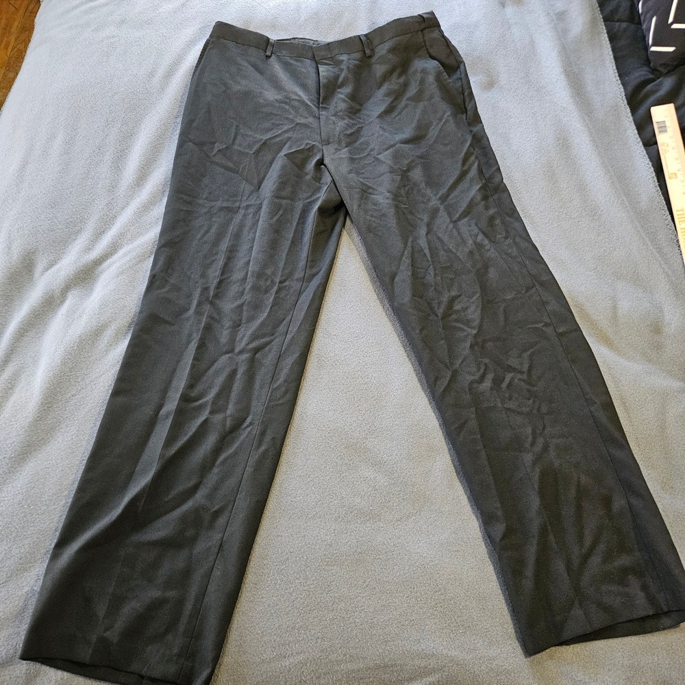 Haggar Black Label Men's Dress Pants‎ Size 36x32 Flat Front Polyester Wool Blend
